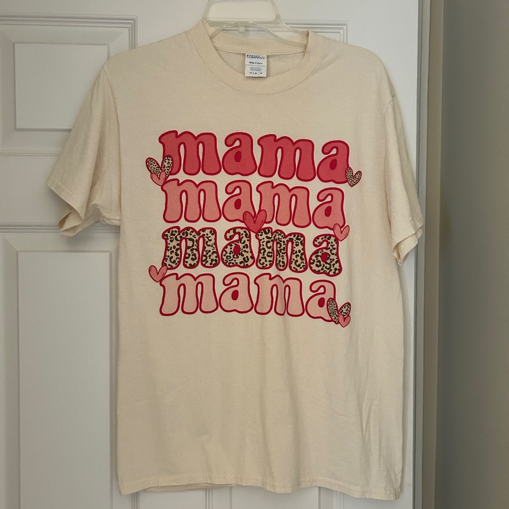 “Mama” T-shirt